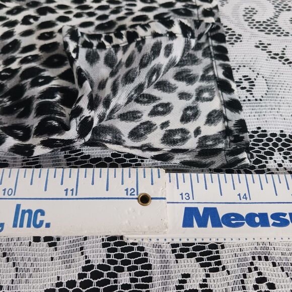 Vintage Petite Button Down Shirt w/ Shoulder Pads - Picture 13 of 15